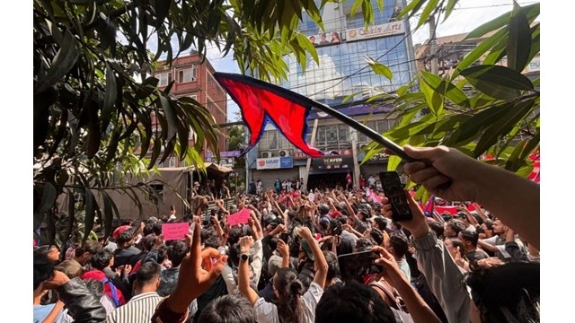 সমাজে পরিবর্তন দেখতে চায় এশিয়ার জেন-জি 