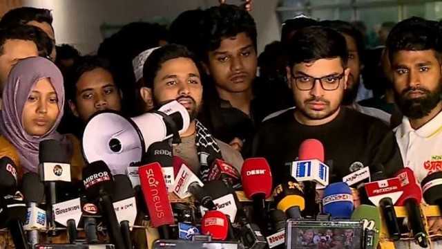 ওসমান হাদীর জানাজা শেষে শাহবাগে জনসমাবেশের ডাক ইনকিলাব মঞ্চের