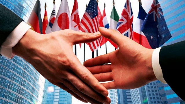 আন্তর্জাতিক আইন ভেঙে যাওয়ার আশঙ্কা তৈরি করেছে ভেনেজুয়েলার উপর হামলা : বিশ্লেষকদের সতর্কবার্তা