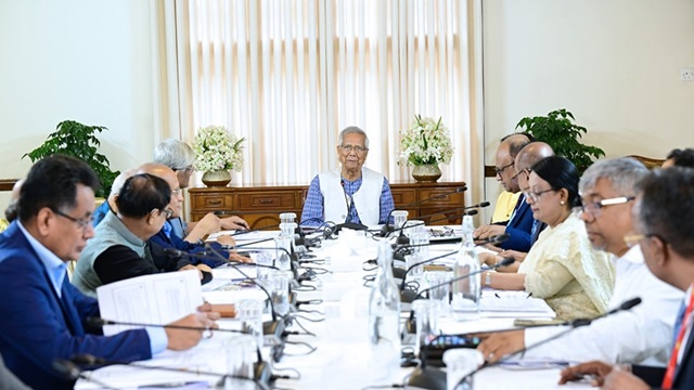 লুটপাট ও পাচারকৃত অর্থ পূনরুদ্ধারে বিশেষ তহবিল : প্রধান উপদেষ্টা