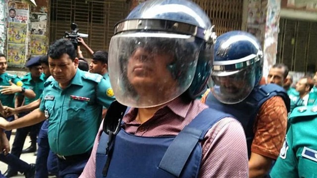 গণহত্যার অপরাধ স্বীকার করে ‘রাজসাক্ষী’ বাংলাদেশের সাবেক আইজিপি মামুন