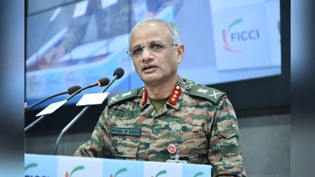 ‘অপারেশন সিঁদুরে’ তিন শত্রুর মোকাবিলা করেছে ভারত : সেনা কর্মকর্ত