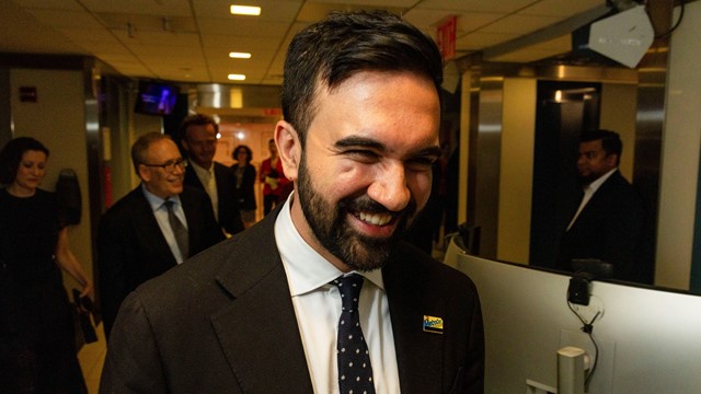 নিউ ইয়র্কের রাজনৈতিক দৃশ্যপটে নতুন অধ্যায়ের সূচনা, কেন্দ্রে জোহরান মামদানি