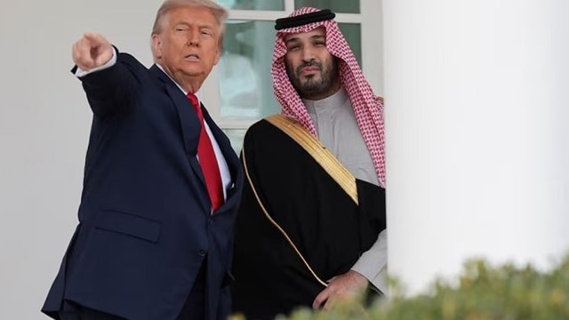 যুক্তরাষ্ট্র-সৌদি পারমাণবিক চুক্তি সই,  এফ-৩৫ যুদ্ধবিমান বিক্রির অনুমোদন দিল ট্রাম্প