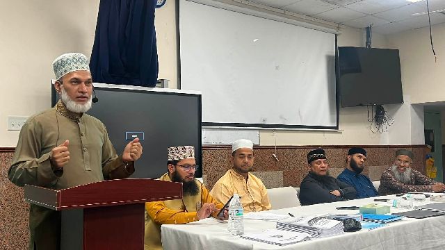 ব্রুকলিন ইস্টে মুনা'র শিক্ষা সেশন অনুষ্ঠিত