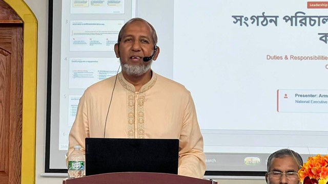 ছবি: মুনা ন্যাশনাল এক্সিকিউটিভ ডিরেক্টর আরমান চৌধুরী সিপিএ