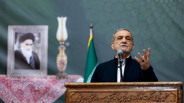 সর্বোচ্চ নেতার উপর আক্রমণ ইরানের বিরুদ্ধে যুদ্ধ হিসেবে বিবেচিত : ইরানি প্রেসিডেন্ট 