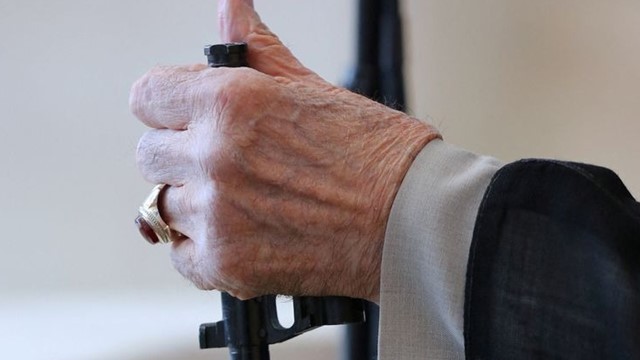 স্থগিত হল আয়াতুল্লাহ আলী খামেনির শেষ বিদায় অনুষ্ঠান 