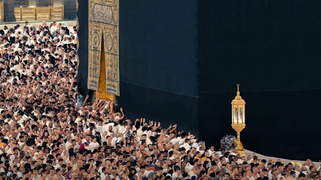 রমজানের প্রথম ১০ দিনে ৩ কোটিরও বেশি মুসল্লির মসজিদ আল-হারাম এবং নববী পরিদর্শন