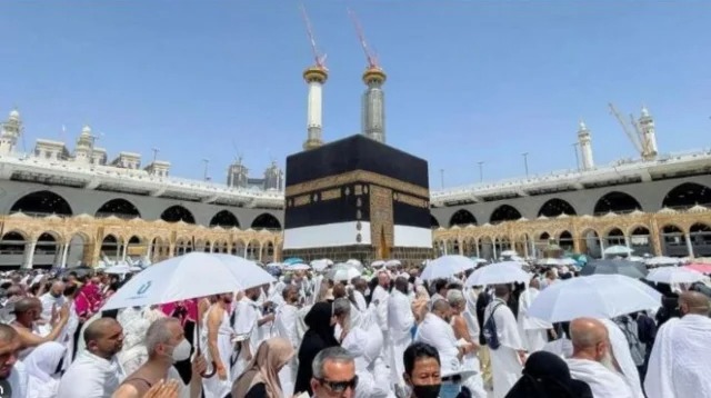 সৌদির দুই পবিত্র মসজিদে হাজি ও উমরাহযাত্রীদের জন্য নতুন অনলাইন পরিবহন সেবা চালু