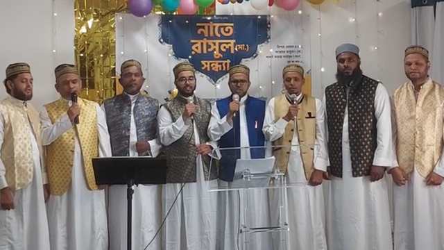 ছবি: আনিসুর রহমান গাজী ও কাণ্ডারী কালচারাল গ্রুপ লস অ্যাঞ্জেলেসের সদস্যগণ