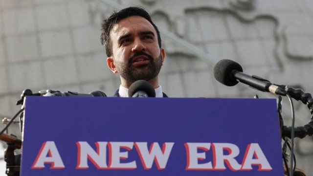 মেয়র হিসেবে শুরুতেই কৌশলী ও সংযত অবস্থান নিলেন মামদানি