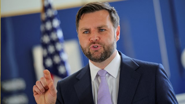 ইরানের খার্গ দ্বীপের সামরিক লক্ষ্যবস্তুতে হামলা চালিয়েছে যুক্তরাষ্ট্রের বাহিনী: জেডি ভ্যান্স