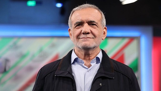 যুক্তরাষ্ট্রের অবরোধ ব্যর্থ হবে, পালটা &lsquo;ভয়ংকর&rsquo; অস্ত্রের হুঁশিয়ারি ইরানের