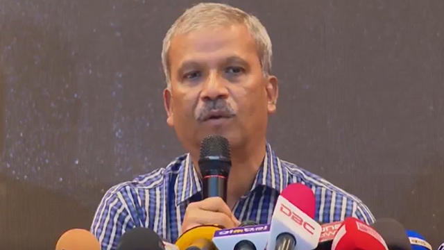 গণভোট নিয়ে দ্রুত সিদ্ধান্ত দেবেন প্রধান উপদেষ্টা : আসিফ নজরুল