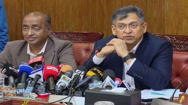 কয়েকটি অধ্যাদেশ নিয়ে বিরোধী দল রাজনীতি করার চেষ্টা করছে: স্বরাষ্ট্রমন্ত্রী