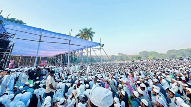 আন্তর্জাতিক খতমে নবুওয়ত মহাসম্মেলনে জনতার ঢল। ছবি: সংগৃহীত
