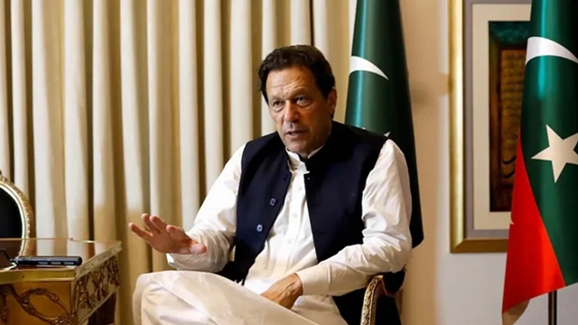 ইমরান খান জীবিত না মৃত, প্রশ্ন ছেলের