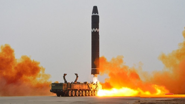 ব্যালিস্টিক ক্ষেপণাস্ত্র নিক্ষেপ করল উত্তর কোরিয়া